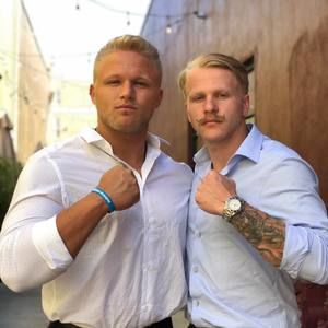 Meet your Posher, Eli